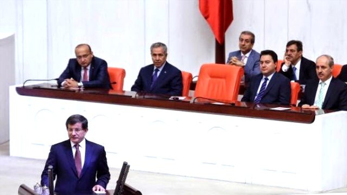 Hükümet\'ten Kandil\'e: Boş Hayaller Kurmayın!