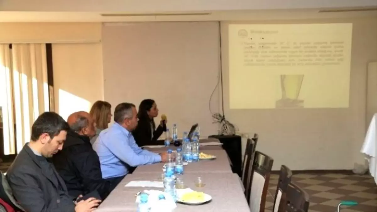 Milas\'ta Zeytinyağı Tadım Eğitimi Verildi