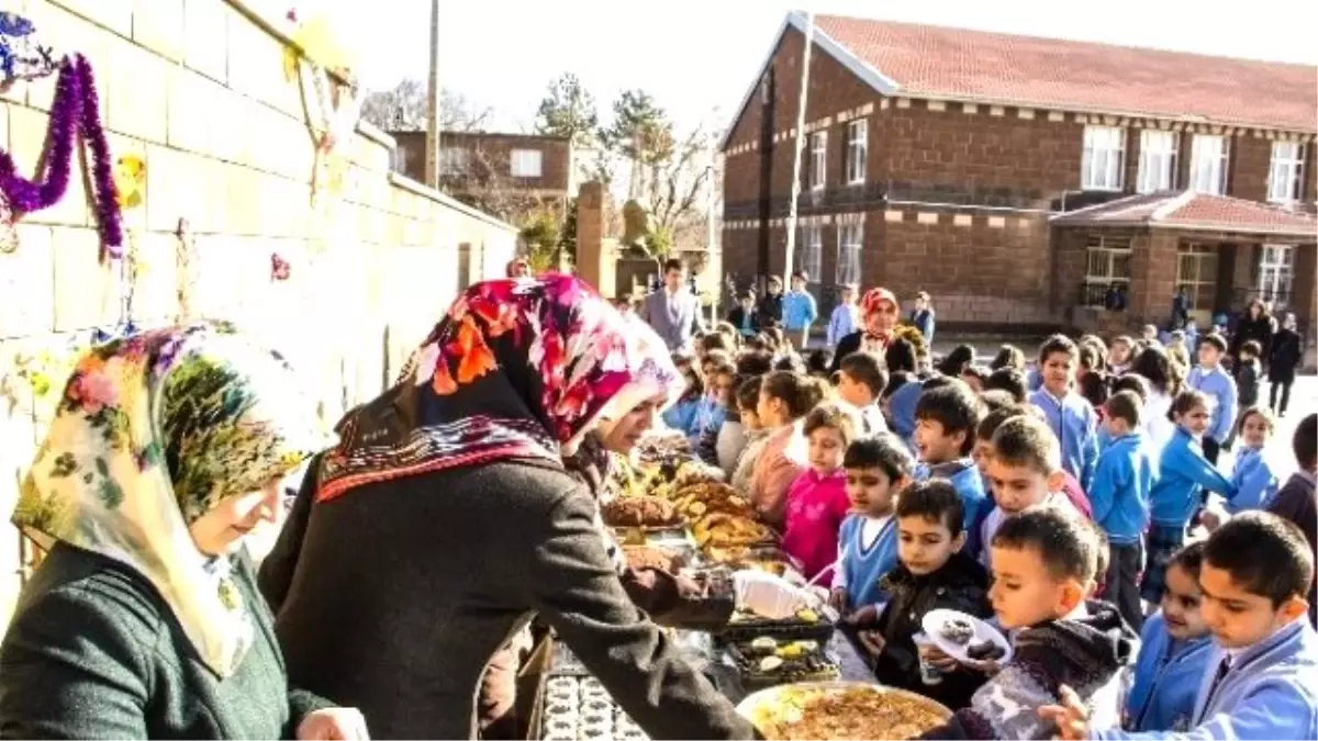 Velilerden Örnek Davranış