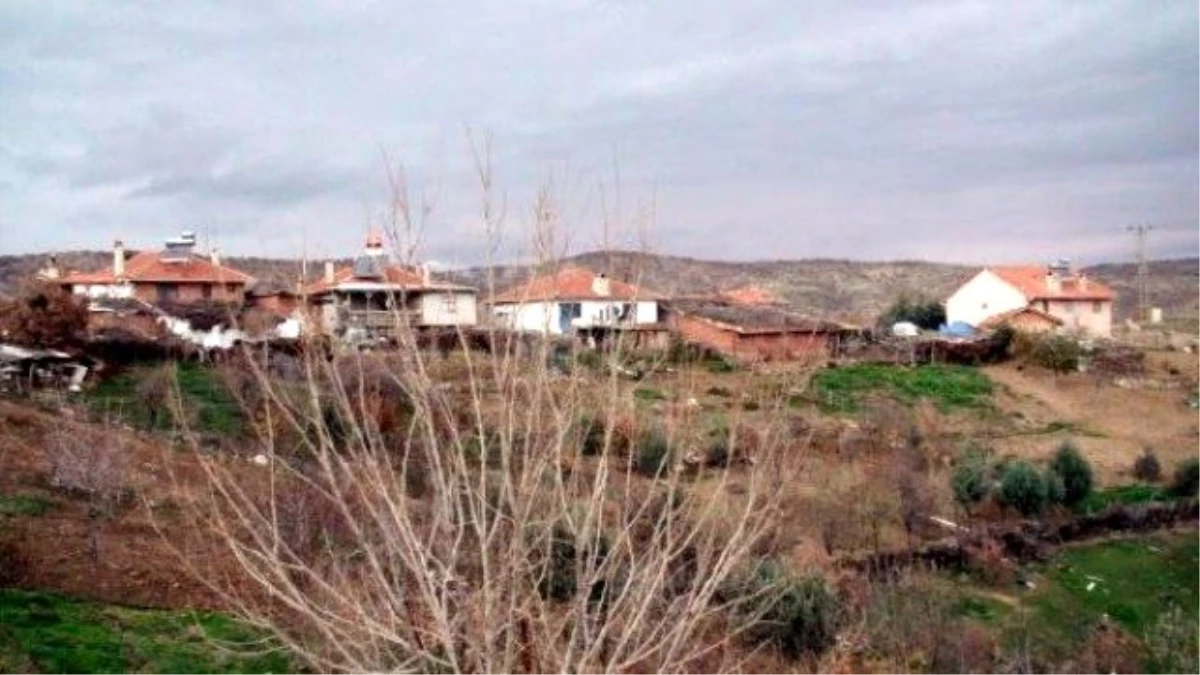 Kurtçam Köyü 11 Yıldır Elektrik Bekliyor