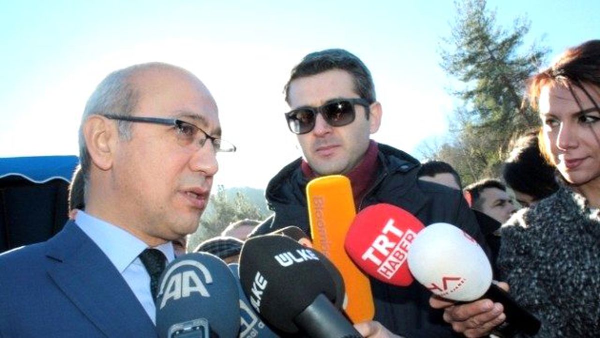 Bakan Elvan İnternet Yasası Değişikliğini Değerlendirdi