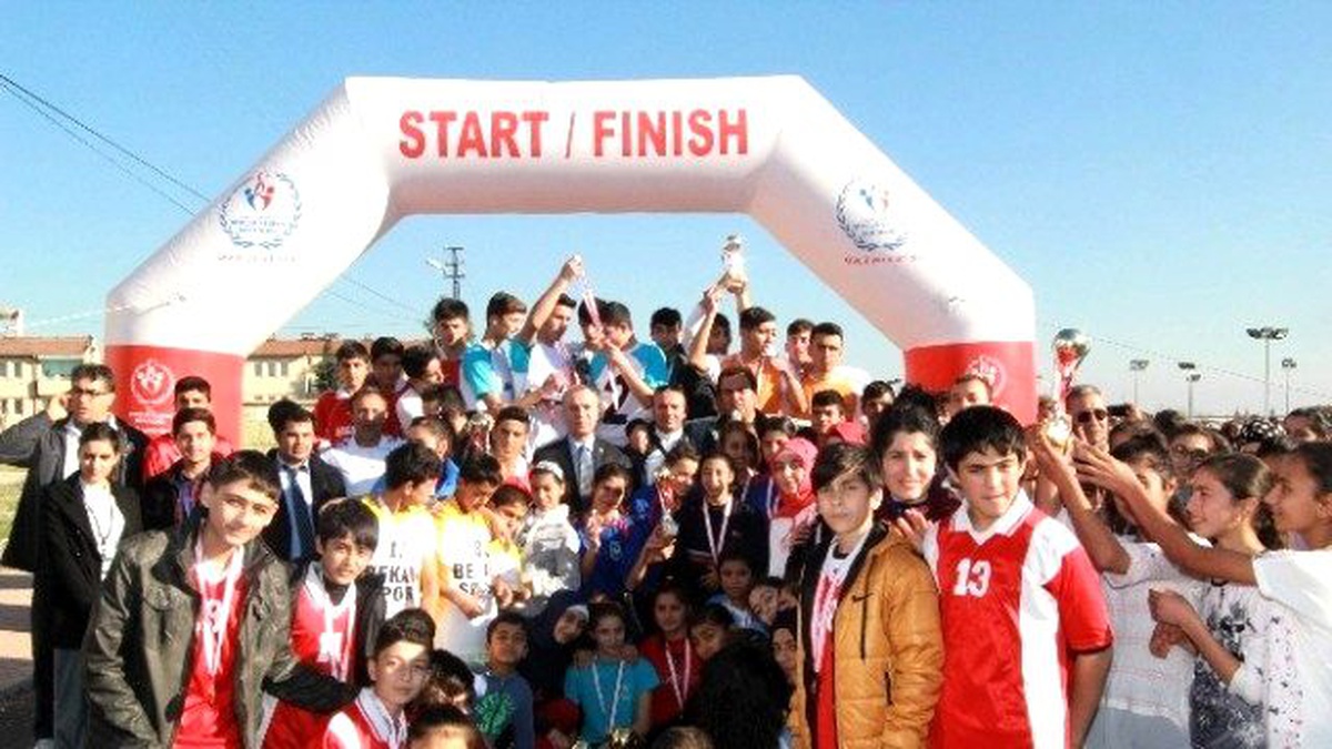 Okul Sporları Atletizm Müsabakaları Sona Erdi