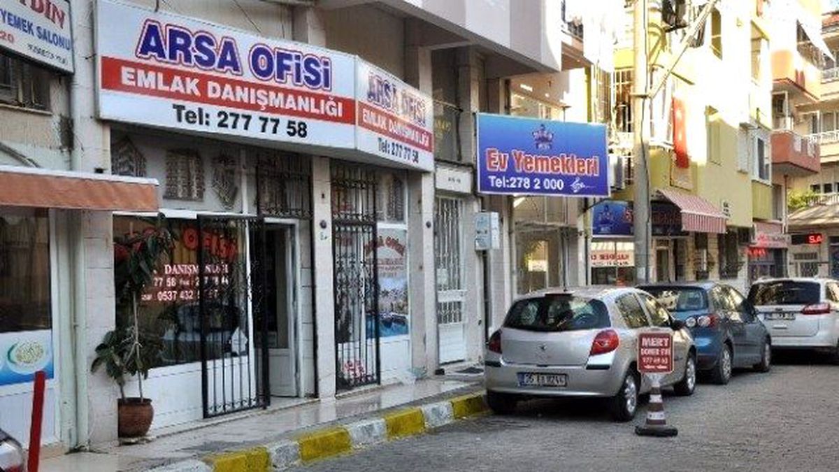 Terk Edilince Sokak Ortasında Dehşet Saçmış