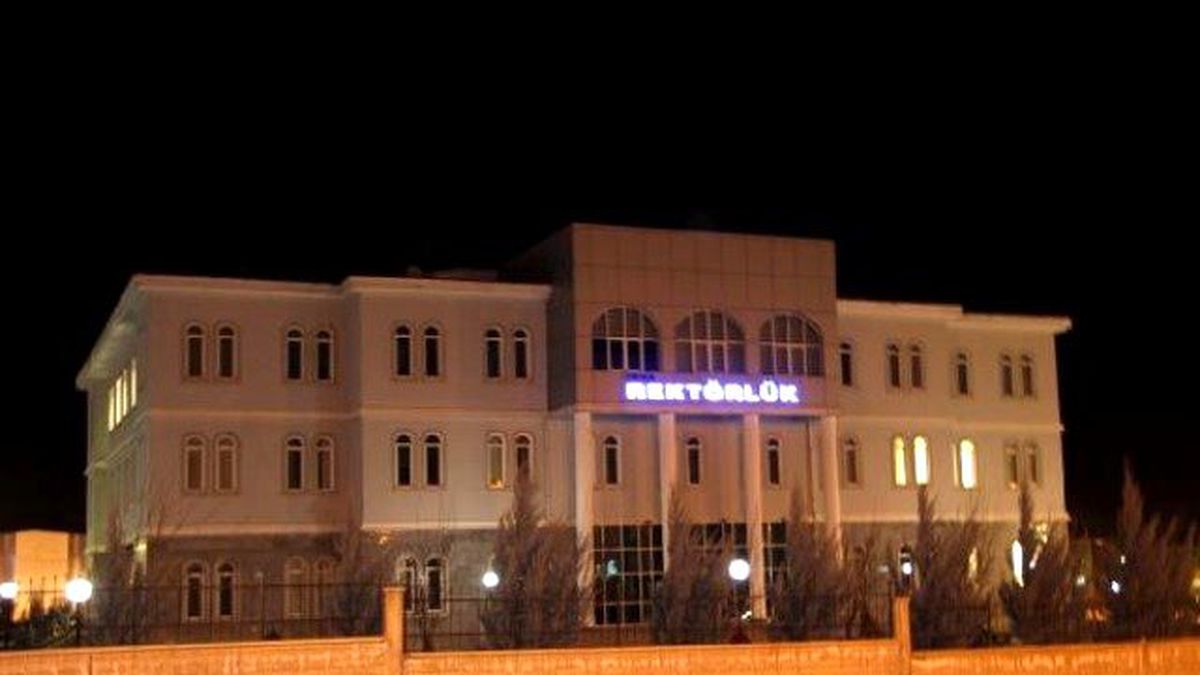 Üniversitedeki Eyleme Polis Müdahalesi