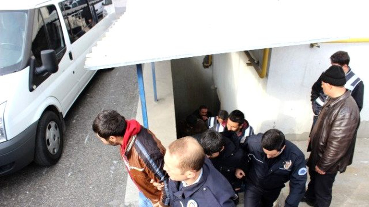 Adliyeye Sevk Edilen 71 Öğrenci Serbest Bırakıldı