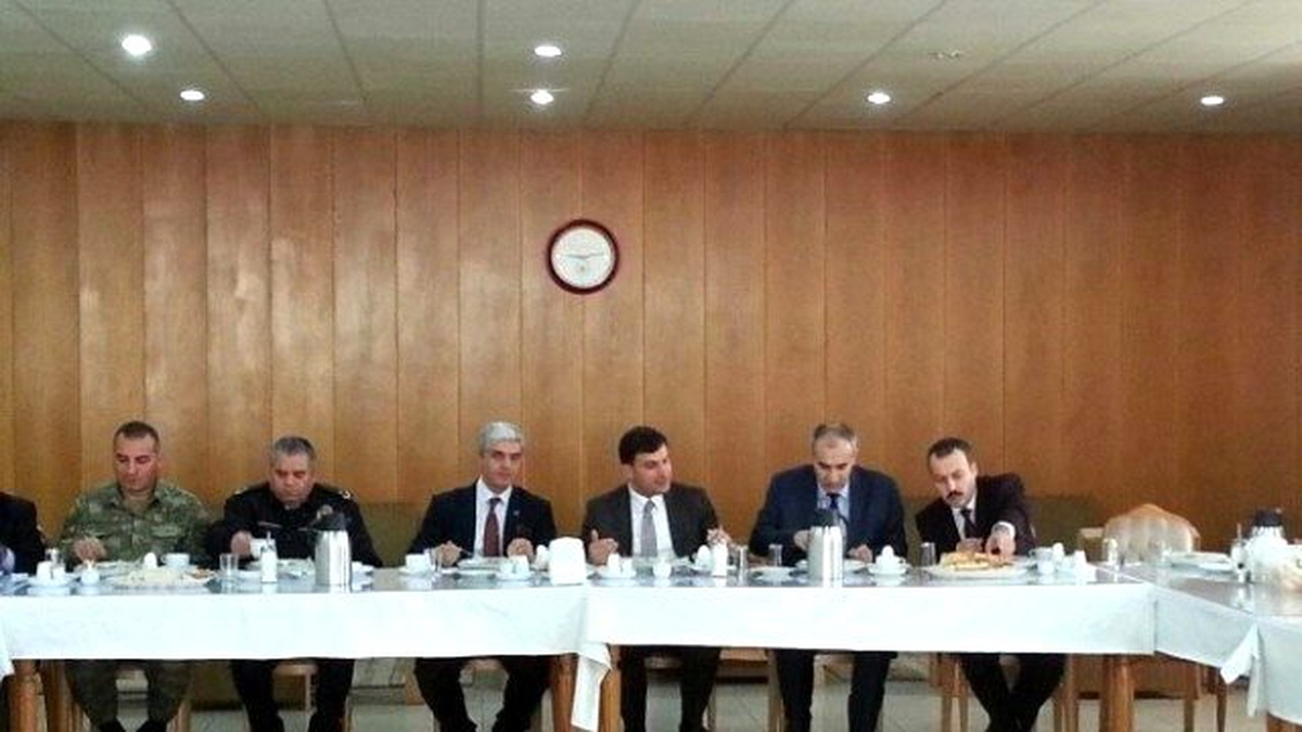 Aziziye\'de Kamu Kuruluşları ve Sektör Temsilcileri ile Kahvaltı Programı…
