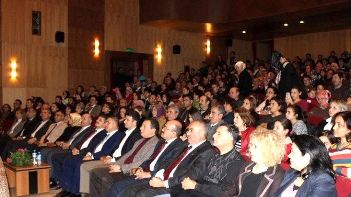 Bartın\'da "Neşet Ertaş Türküleri" Konseri