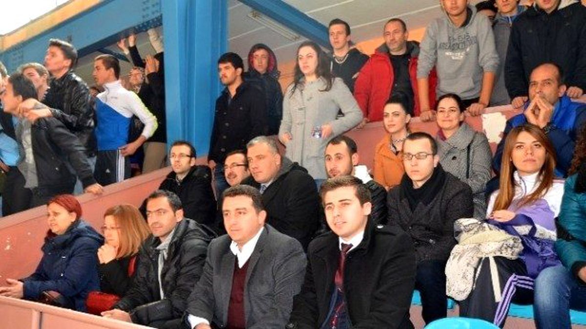 Başkan Bakıcı\'dan Basketbolculara Moral Desteği