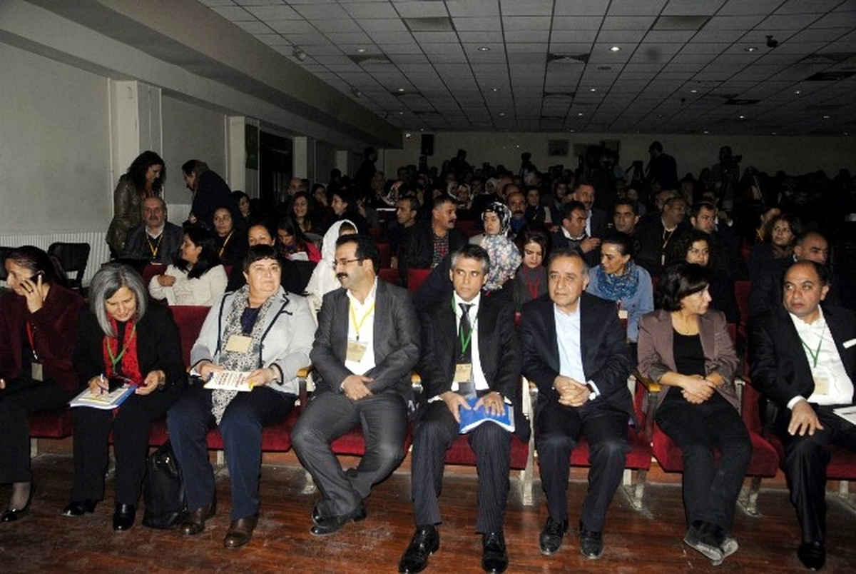Dbp\'den Yerel Yönetimler Konferansı