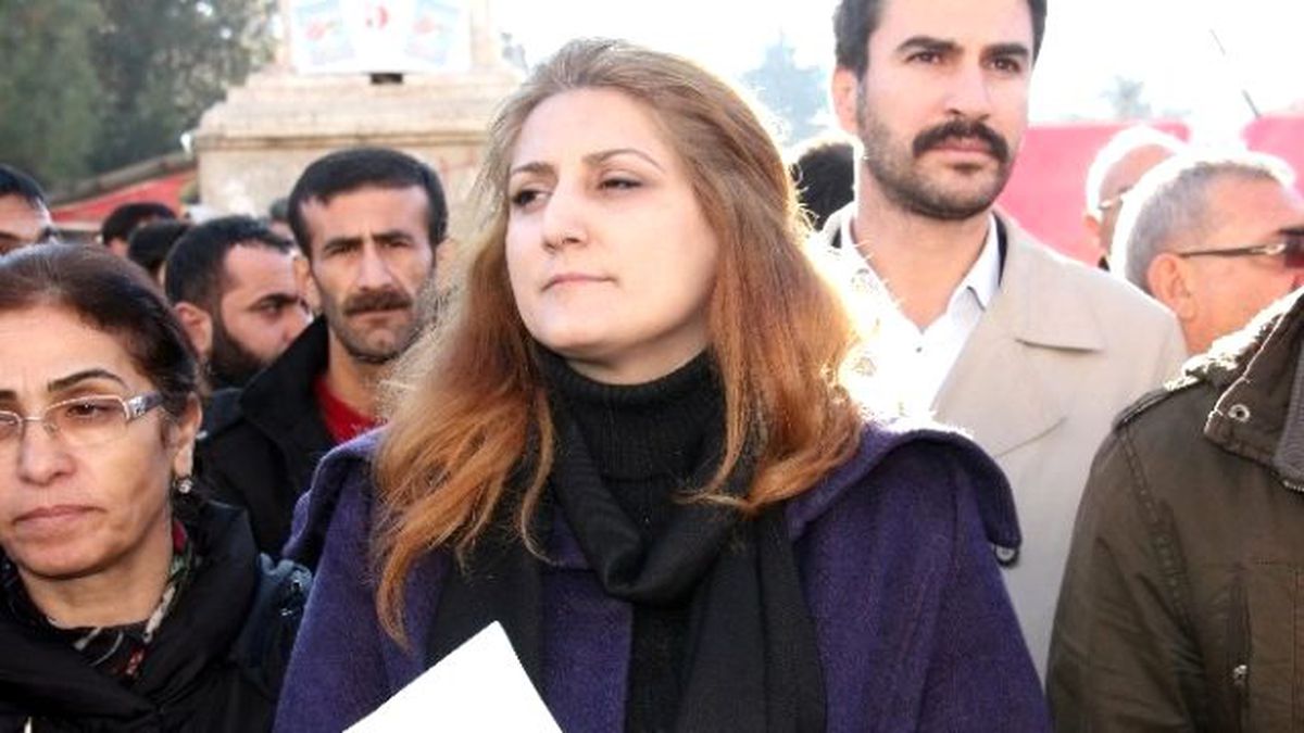 Dbp ve Hdp\'den Üniversite Öğrencilerine Yönelik Operasyonlara Tepki