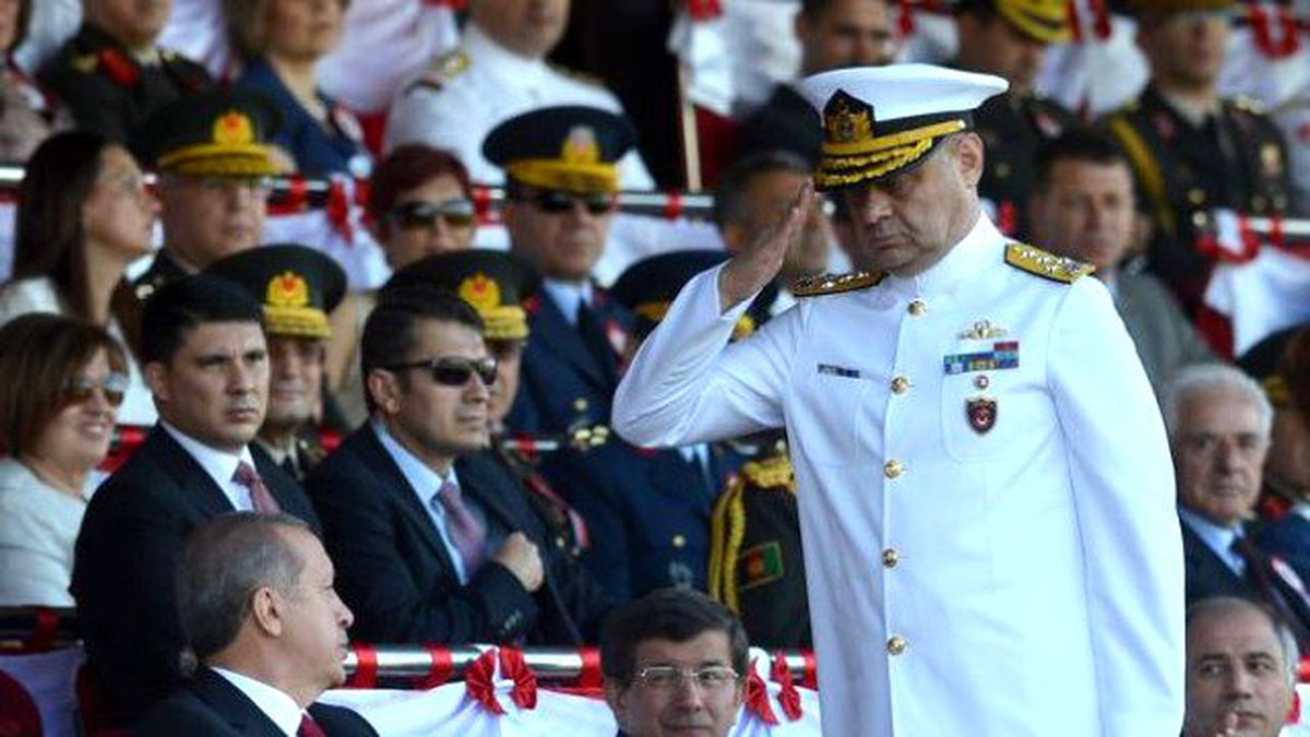 Deniz Kuvvetleri Komutanı Evlendi