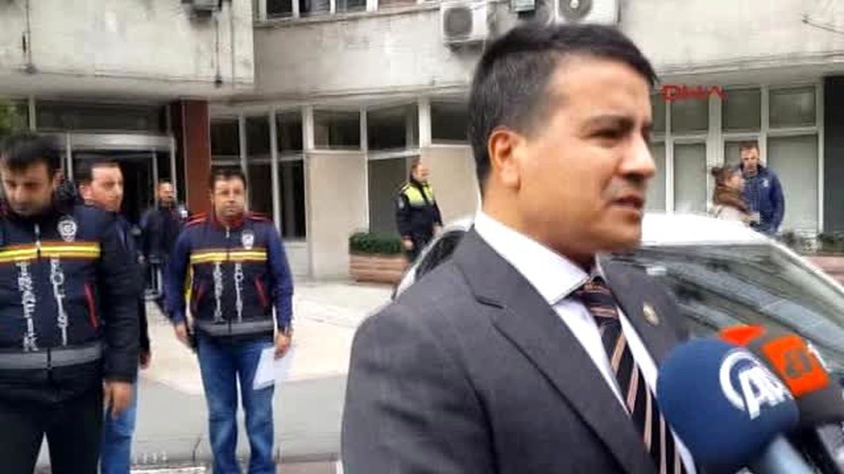 Direksiyonu Bırakıp Horon Tepen Şoför Yakalandı