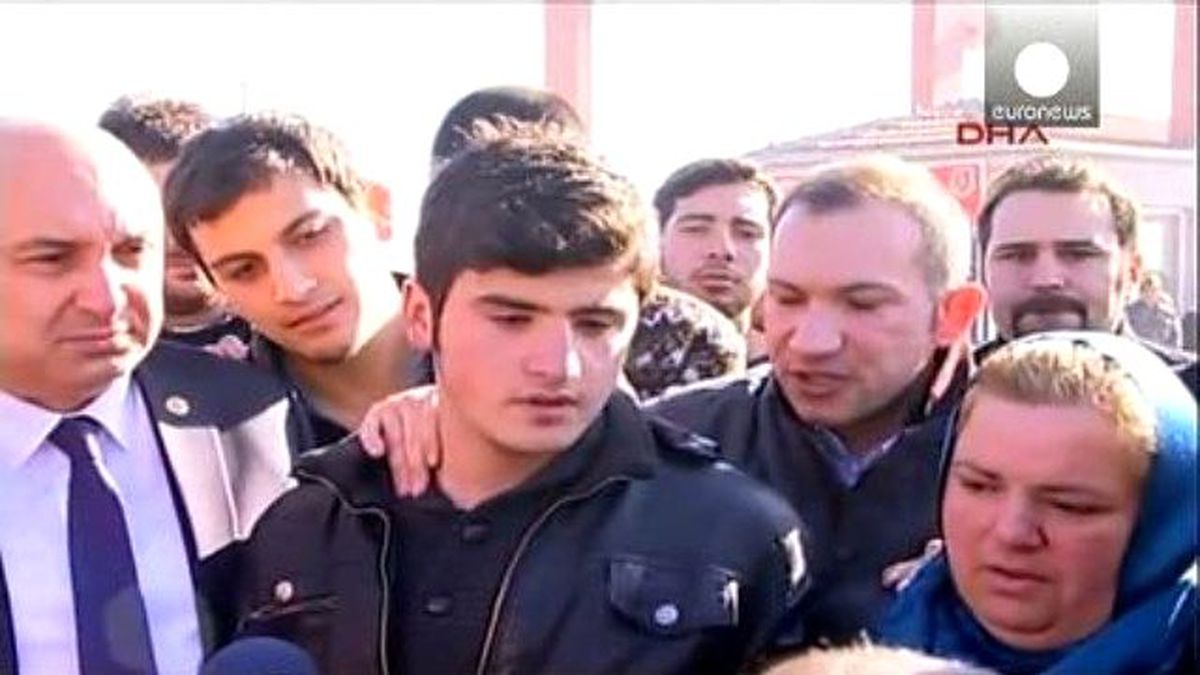 Erdoğan\'a Hakaret Etmekle Suçlanan Genç Serbest Bırakıldı