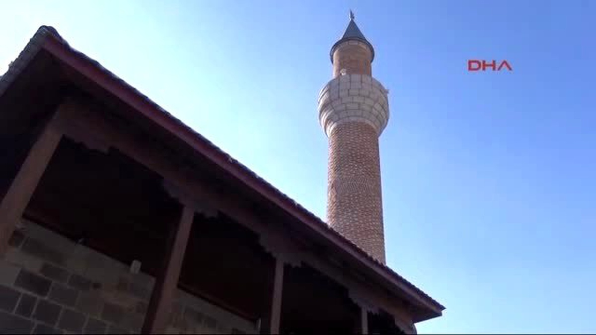 Erzurum Erdoğan\'ın \'Ucube\' Dediği Teneke Minareli Camilerden 5\'i Yenilendi