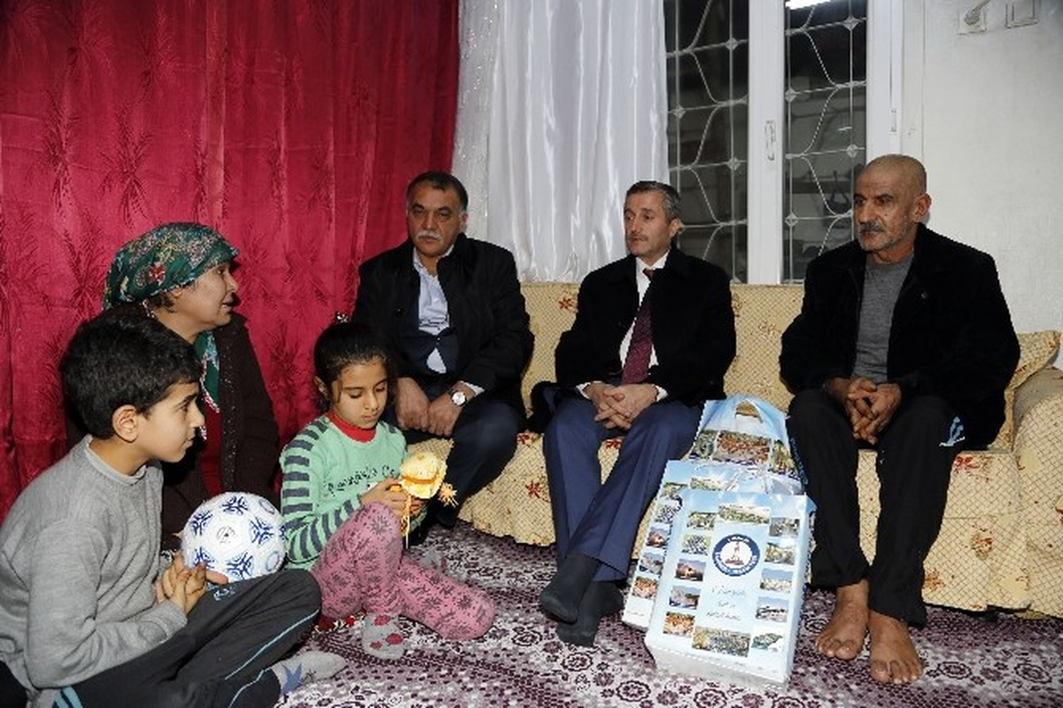 Gaziantep\'te Muazzez Ersoy Resitali