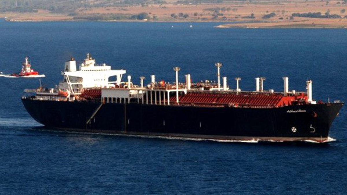 LNG Tankeri Çanakkale Boğazını Kapattı