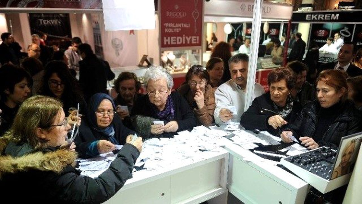 Outlet Mücevher Fırsat Günlerine Yoğun İlgi