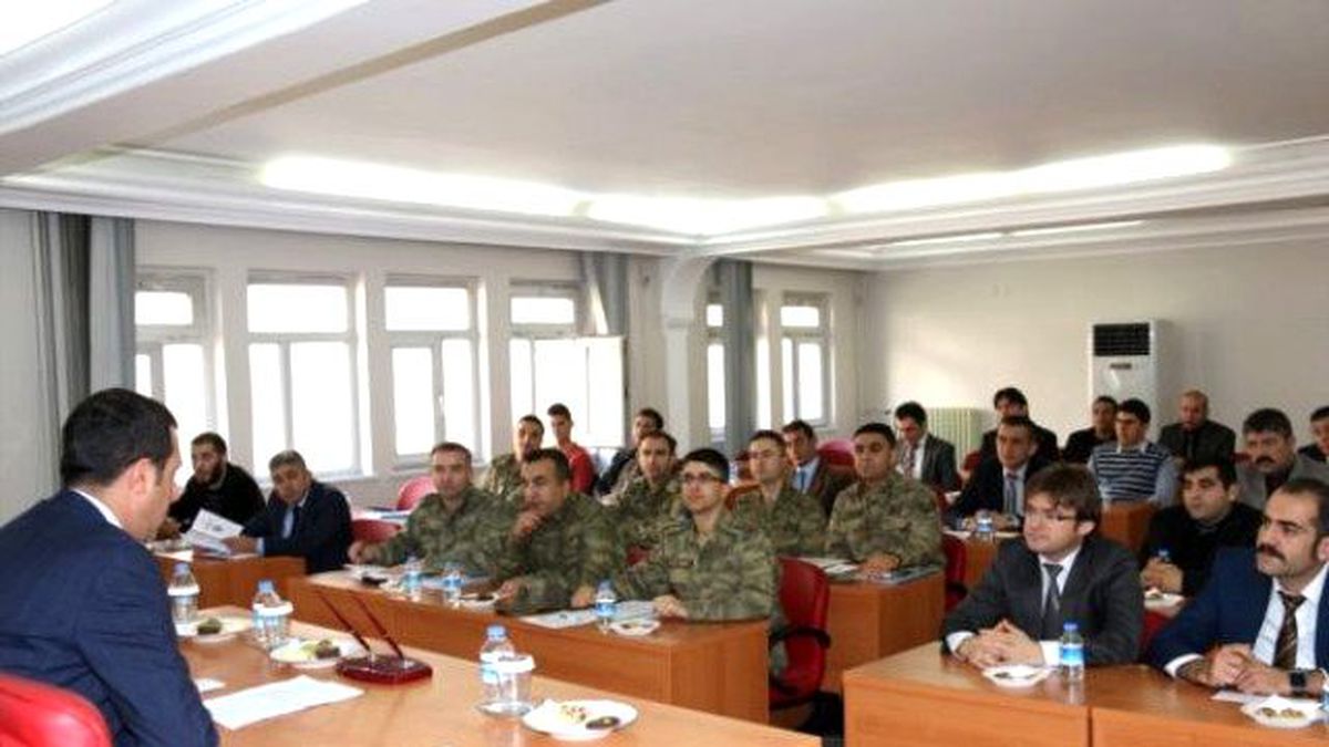 Şırnak\'ta Hudut Güvenliği ve Kaçakçılıkla Mücadele Toplantısı