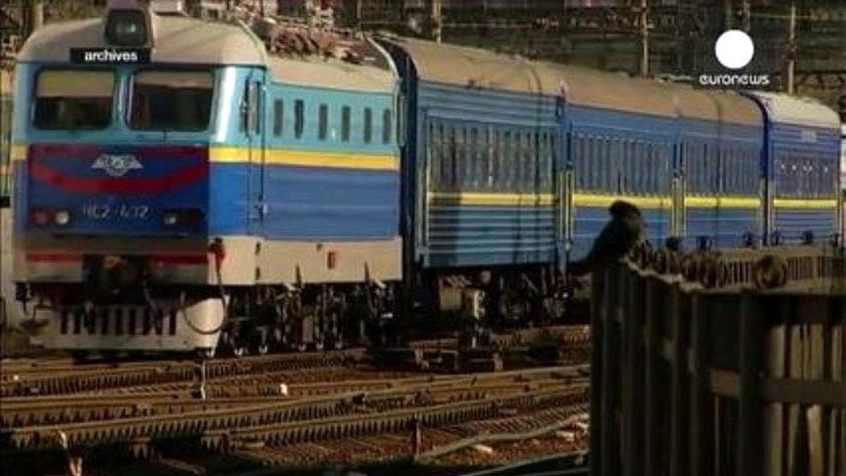 Ukrayna Kırım\'a Giden Tren Seferlerini Durdurdu