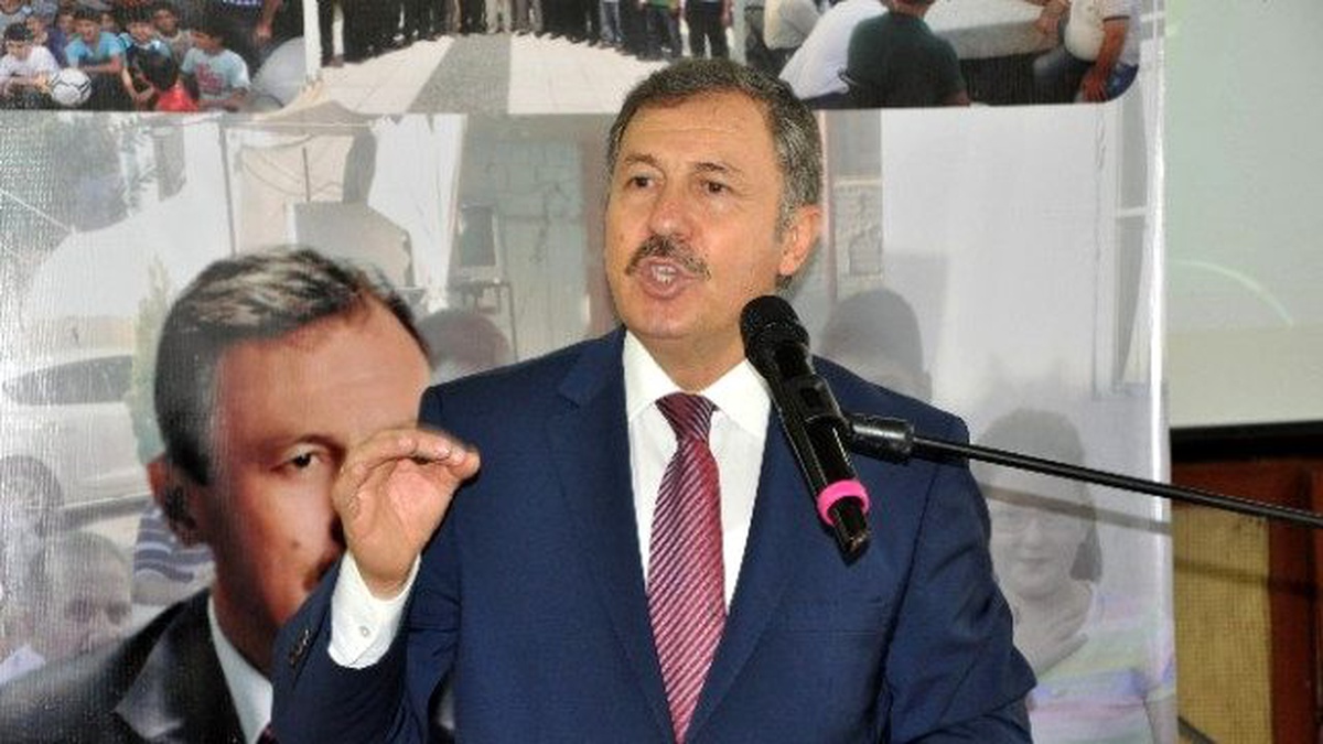 AK Parti\'li Vekilden Vali ve Emniyet Müdürüne \'Kamera\' Eleştirisi