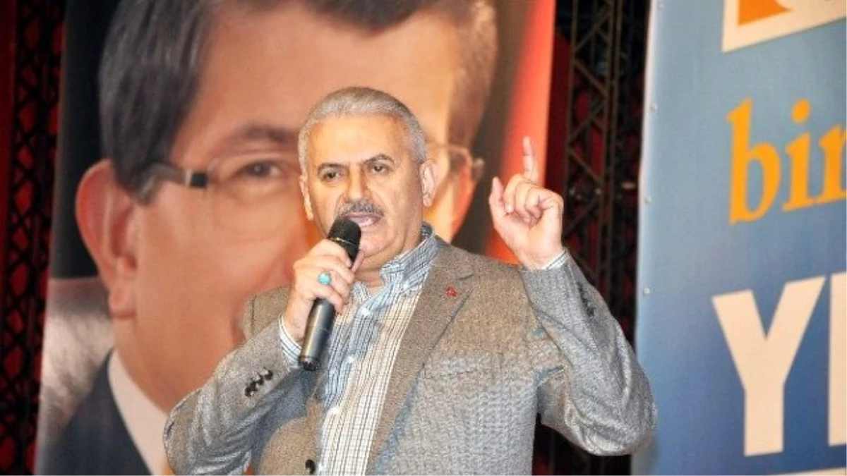 AK Parti\'li Yıldırım: "Türkiye Sürekli Gaza Basan ve Frene Basan Siyasetçilerden Çekti"