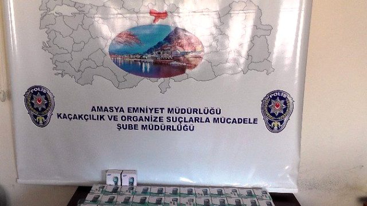 Amasya\'da 73 Kaçak Cep Telefonu Ele Geçirildi
