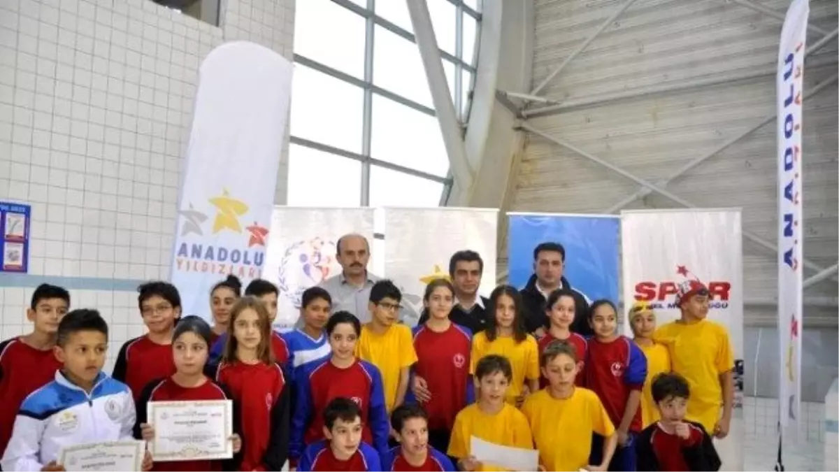 Anadolu'nun Yıldızları Kayseri'de Parlamaya Başladı