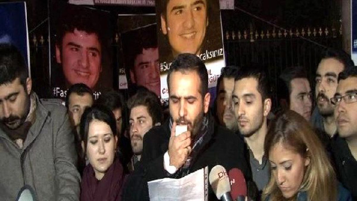 CHP\'li Gençlerden M.E.A.\'ya Destek Eylemi