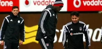 Demba Ba ve Cenk Tosun, Takımla Birlikte Çalıştı