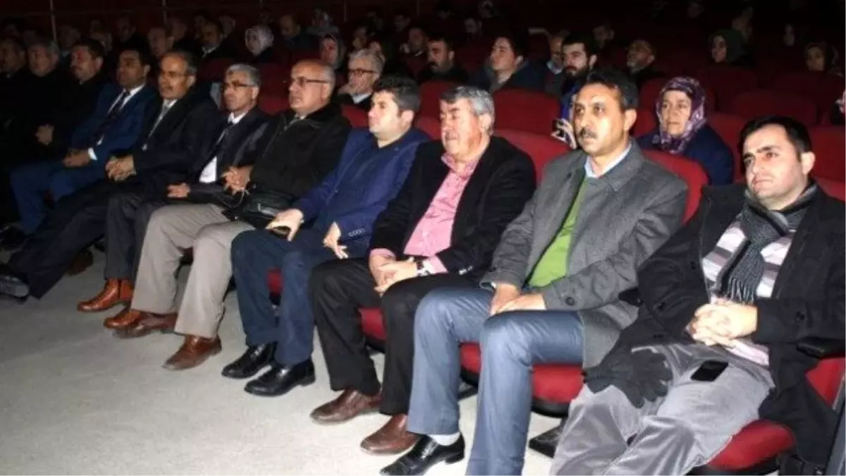 Eğitimci-Yazar Ali Erkan Kavaklı Konferans Verdi