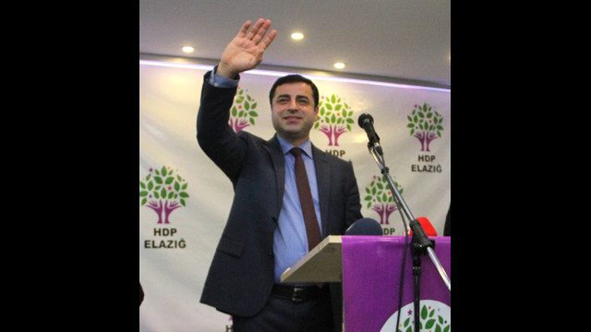 Elazığ\'da Partisinin Kongresine Katılan Hdp Eş Genel Başkanı Selahattin Demirtaş Açıklaması