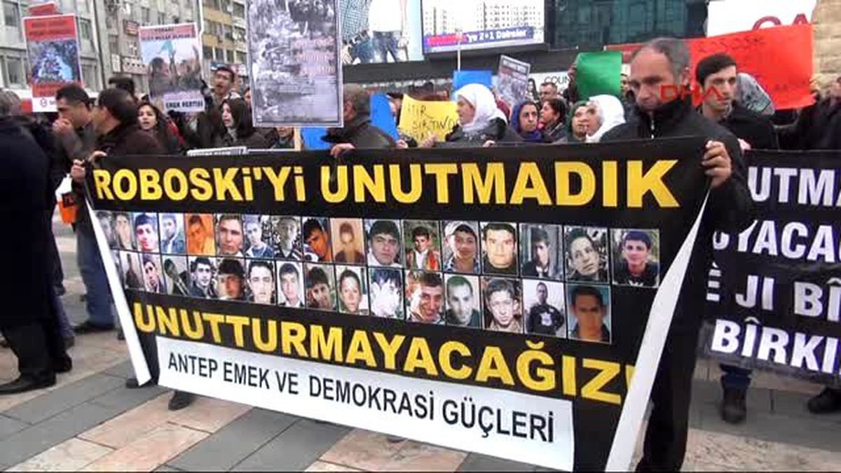 Gaziantep\'te Hdp\'lilerden Uludere Protestosu
