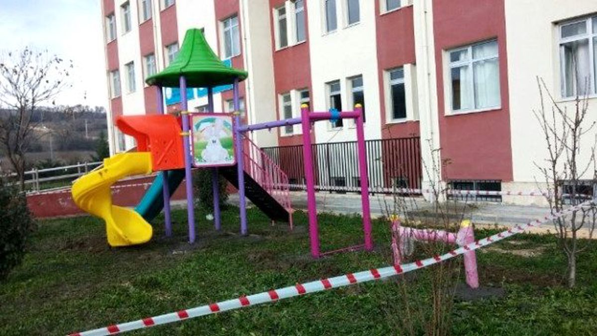 Minik Öğrenciler Oyun Grubuna Kavuştu