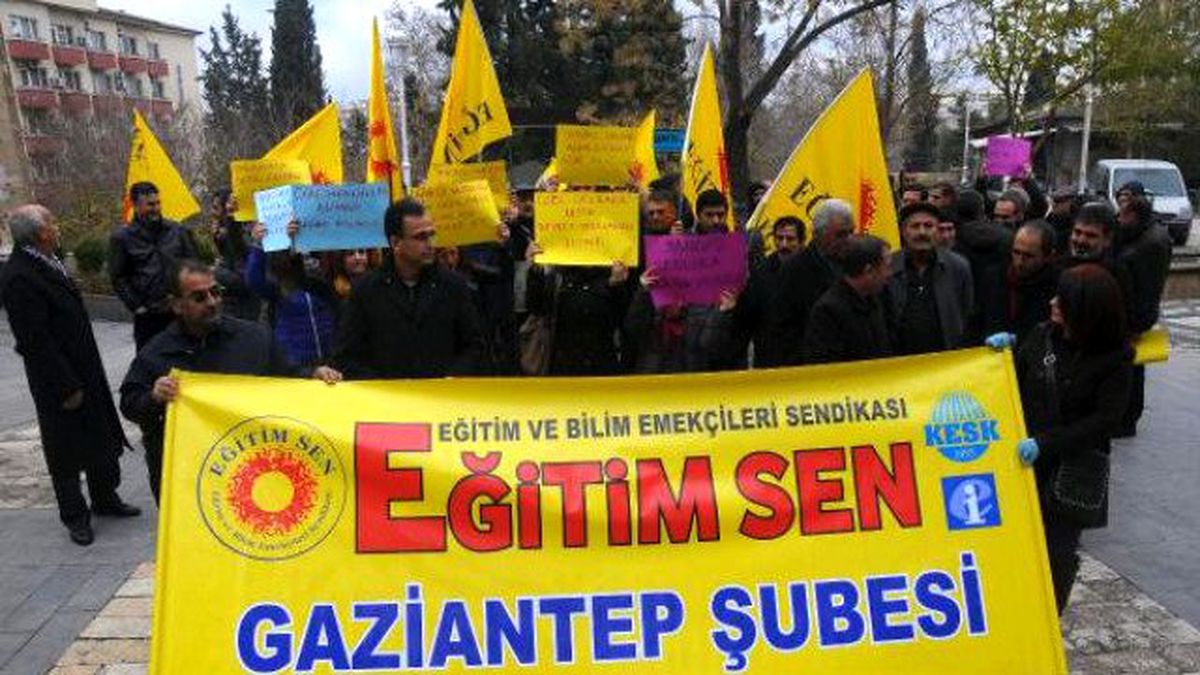 Öğretmenlerden Kapalı Lokal Eylemi