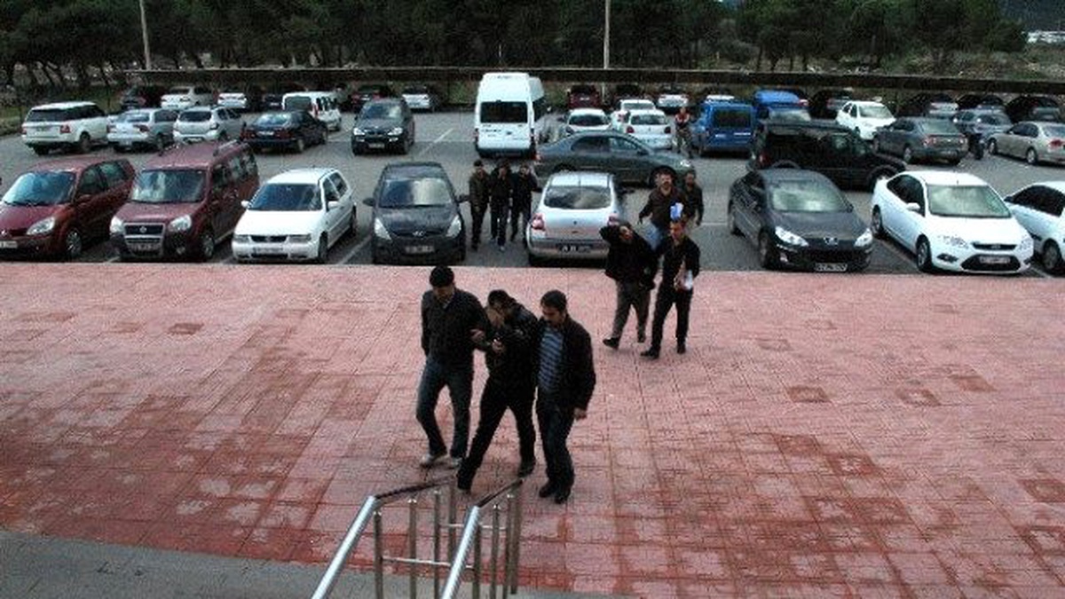 Sosyete Hırsızları Tutuklandı