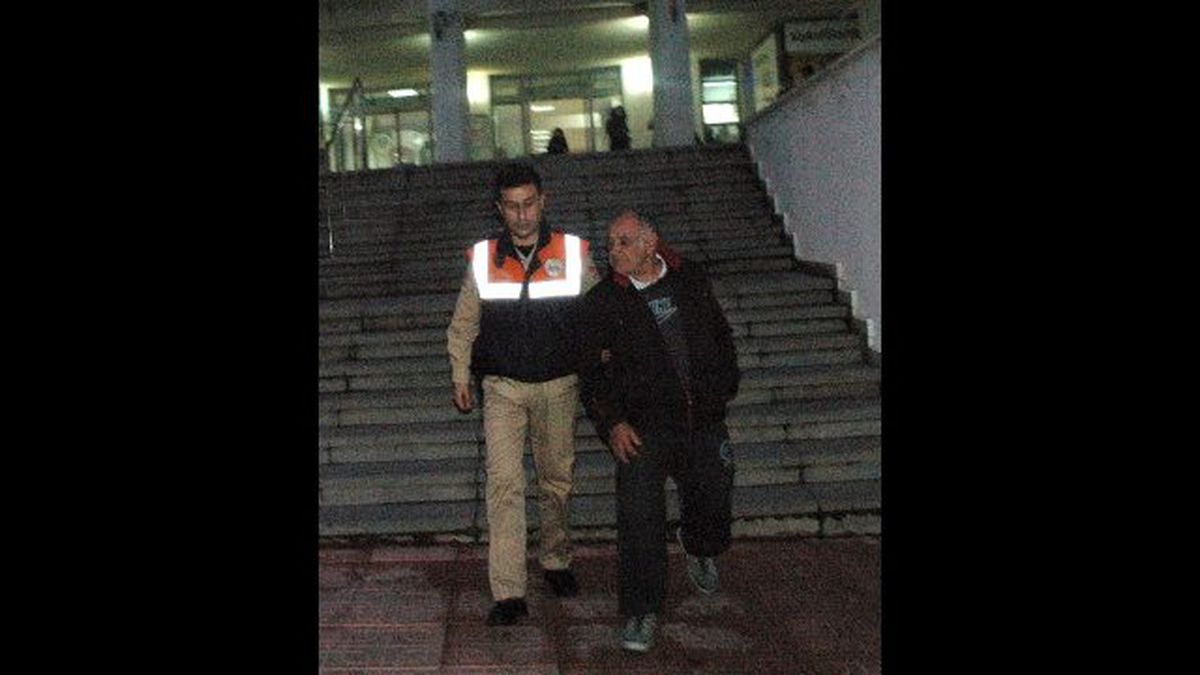 Yunan Kaptan Bodrum\'da Tutuklandı