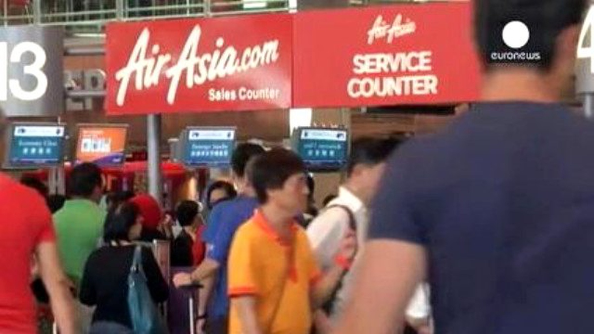 Airasia Havayolları\'na Ait Bir Yolcu Uçağı Kayıp