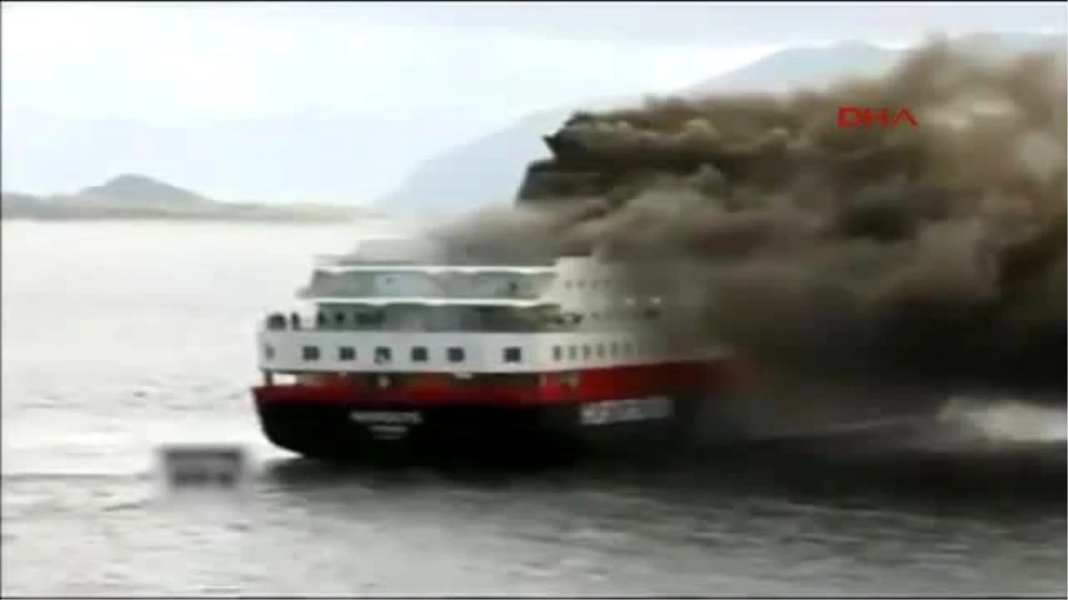 Akdeniz\'de Yolcu Gemisinde Yangın