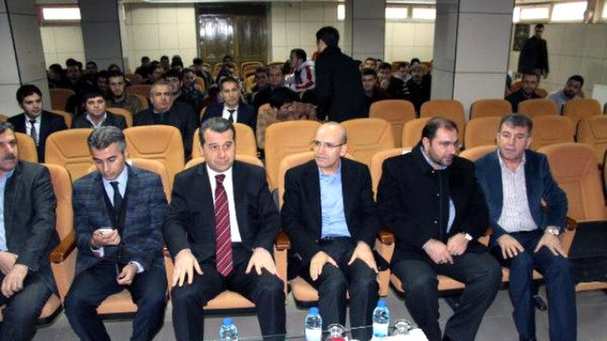 Bakan Şimşek,kursiyerlerle İngilizce Anlaşamadı