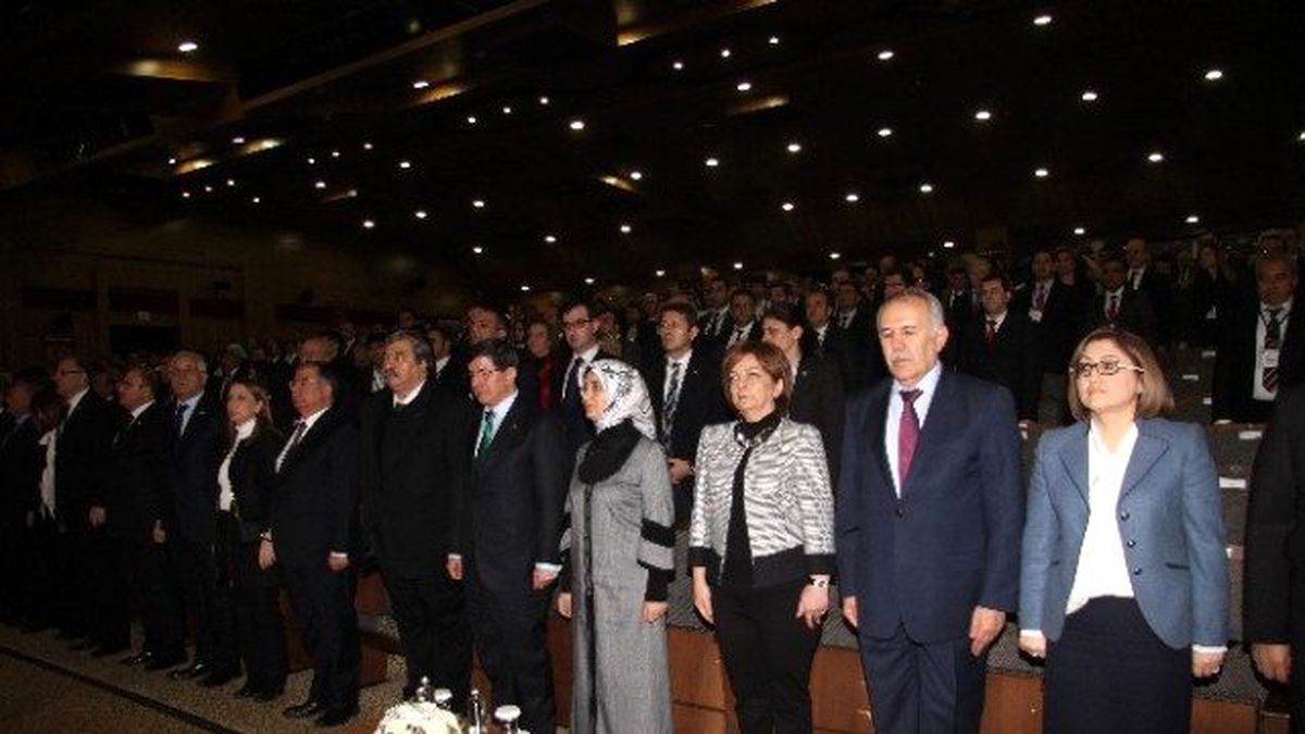 Başbakan Davutoğlu Gaziantep\'te (2)