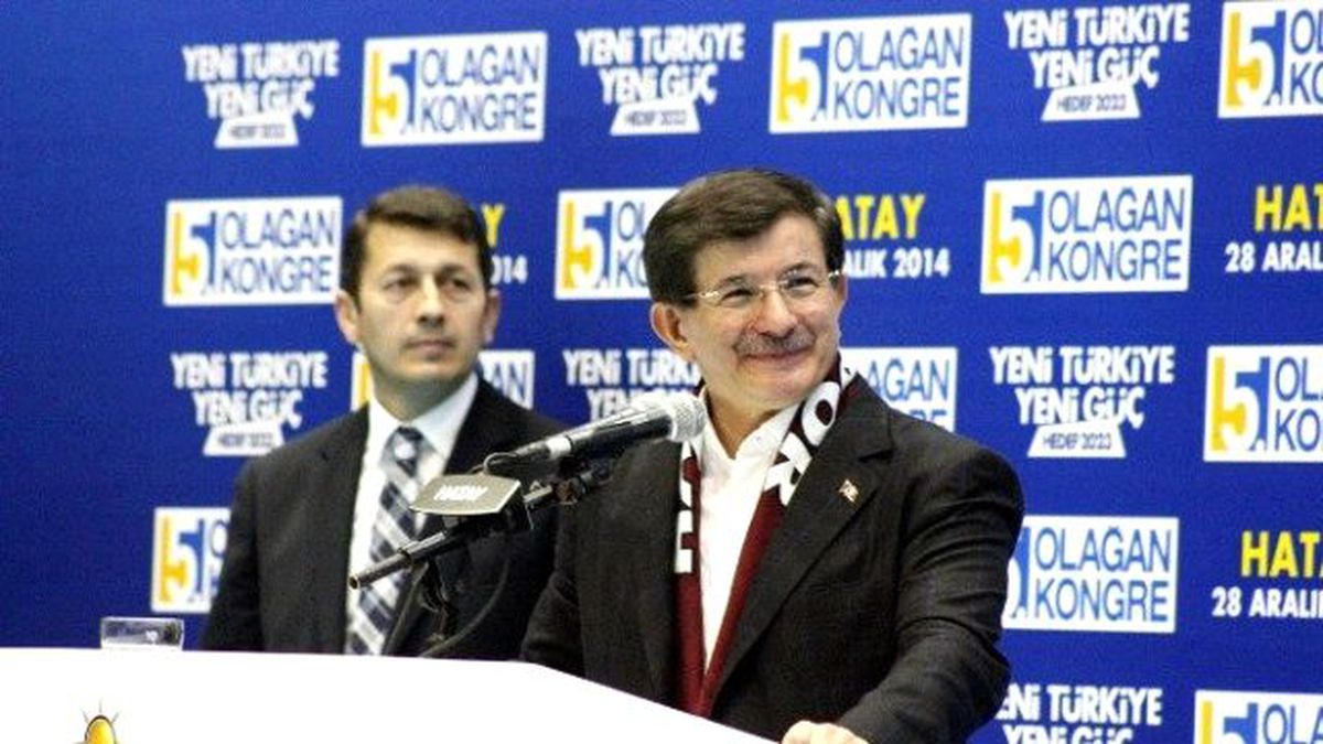 Başbakan Davutoğlu: "Türk-Kürt Kardeştir Ayrım Yapan Kalleştir"