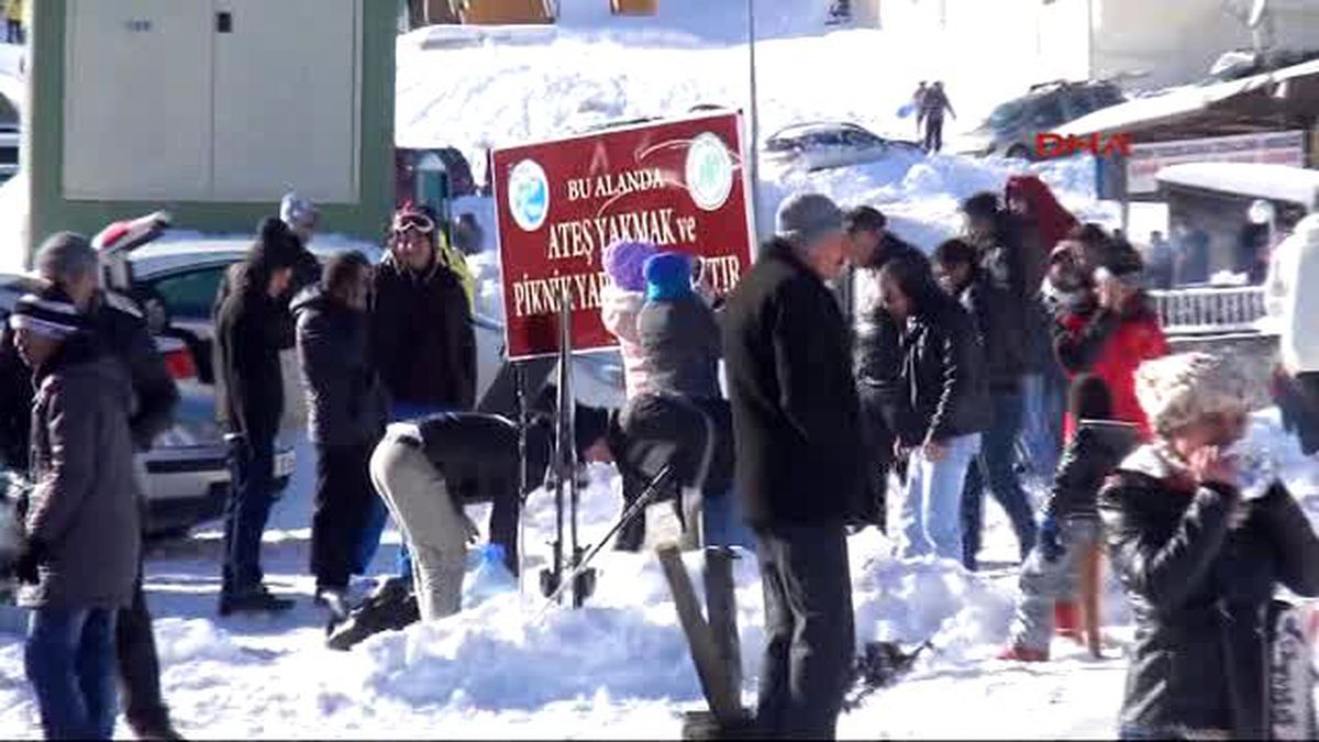 Bursa Uludağ'da Pistlerde Mangal Keyfi