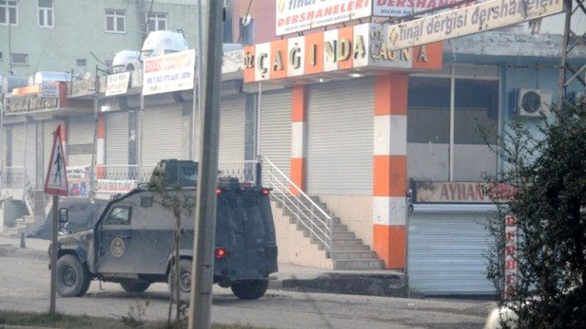 Cizre\'de Sessiz Bekleyiş Sürüyor