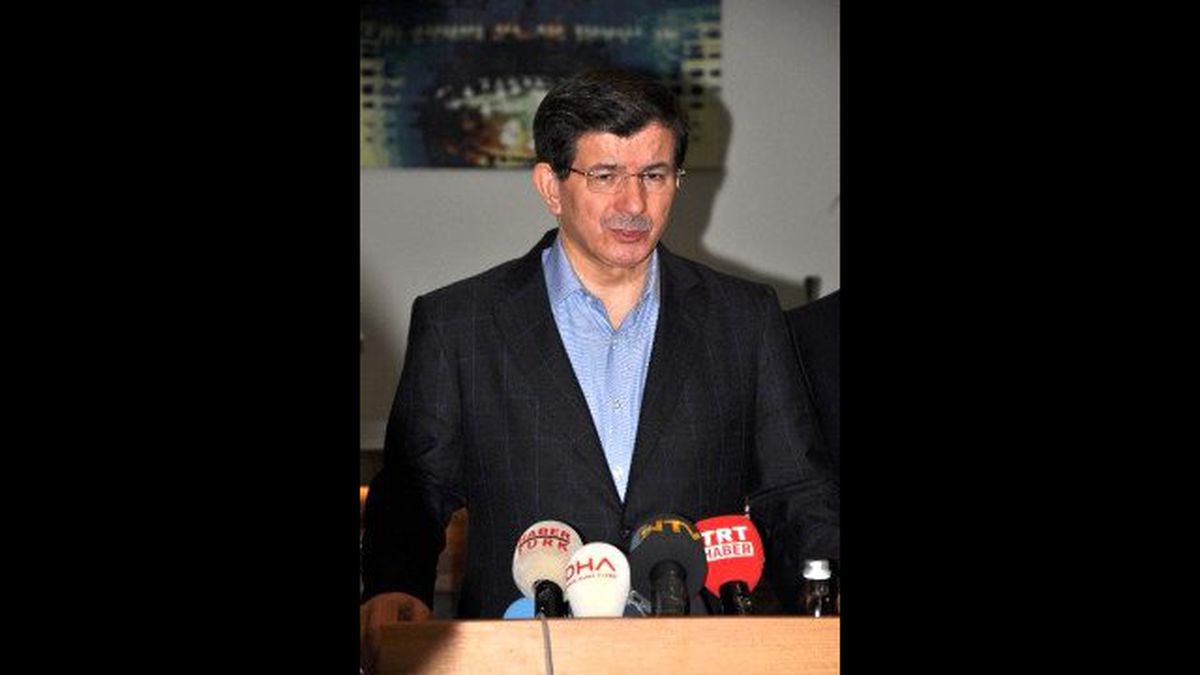 Davutoğlu: "Cizre\'deki Provokatörler Yakalandı"