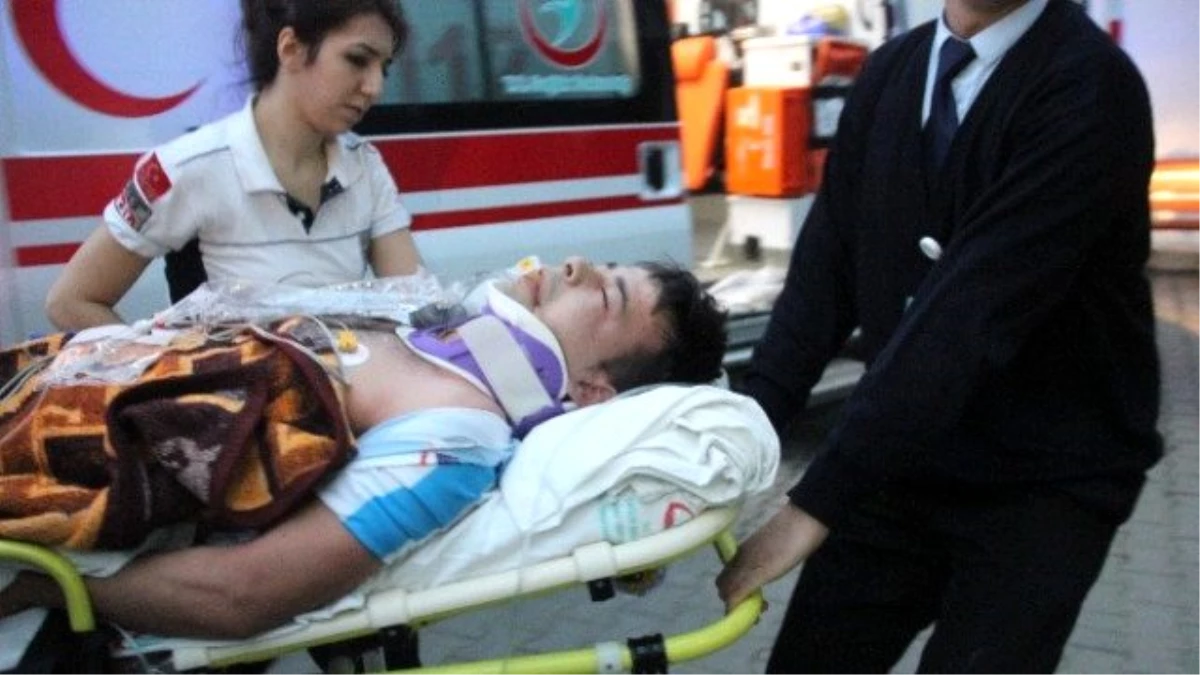 Futbolcu Kalp Krizi Geçirdi, Ambulans Stada Giremedi