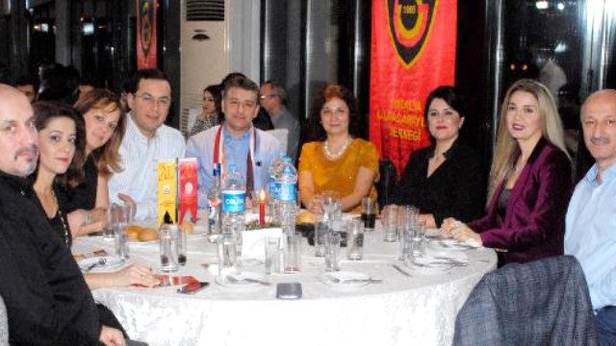 Galatasaray- Fenerbahçe Derbisinin Topu 5 Bin Liraya Satıldı