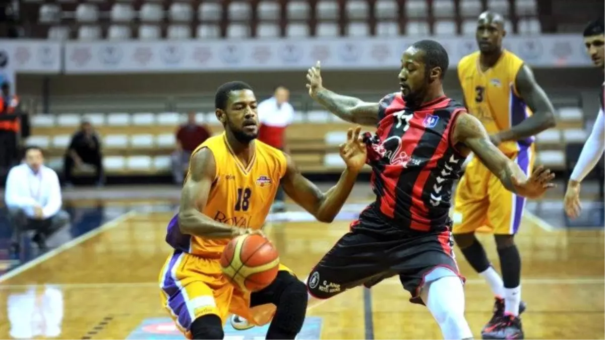 Justin Carter Galatasaray Liv Hospital'de