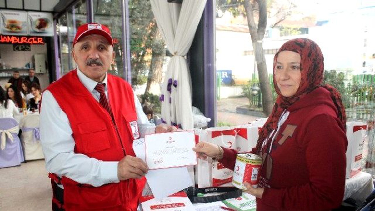 Kızılay\'ın Kurban Vekaletçileri Kahvaltıda Buluştu