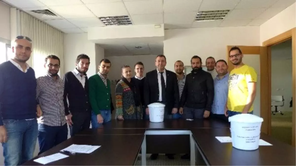 Kuto\'da Genç ve Kadın Girişimciler Seçimleri