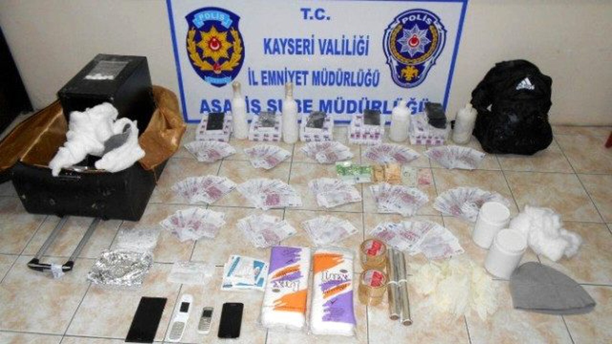 Malili ve Alman Dolandırıcılar Kayseri\'de Yakayı Ele Verdi
